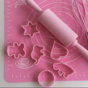Kindergarten children's mini silicone kneading mat thickened household special small rolling pin full set
